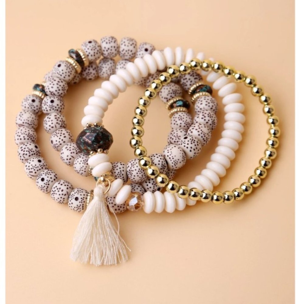 3 for $35 /4 piece bracelet with fringe bead. - Picture 2 of 3